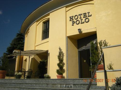 Polo Hotel Usmate Velate Екстер'єр фото
